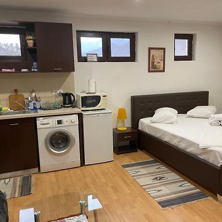 Apartament Relax Lägenhet Călimăneşti Exteriör bild